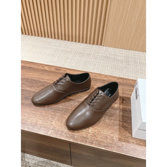 MM6 sandals