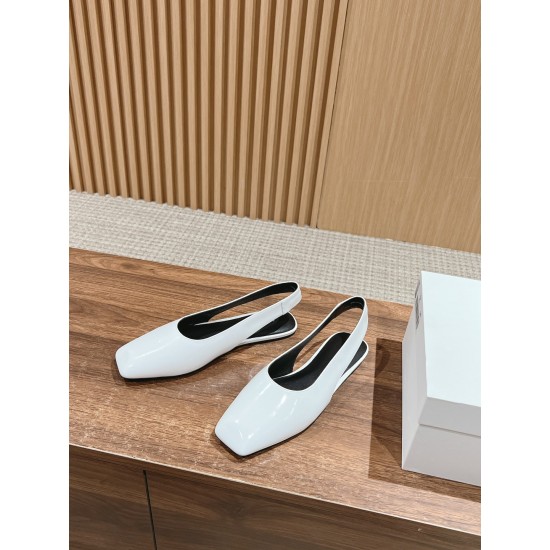 MM6 sandals