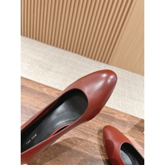 The row sandals