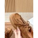 MM6 slippers