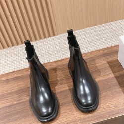 The row boots