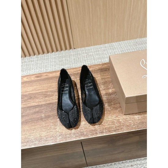 MM6 sandals
