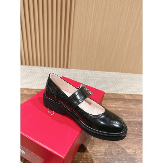 RV Mary Jane Shoes