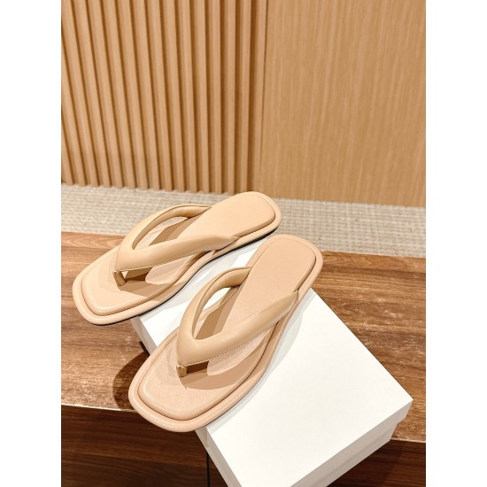 The row slippers