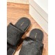 MM6 slippers