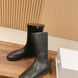 The row boots