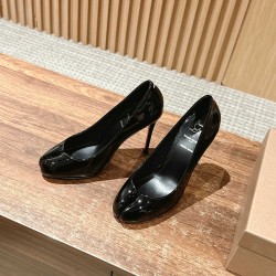 MM6 sandals