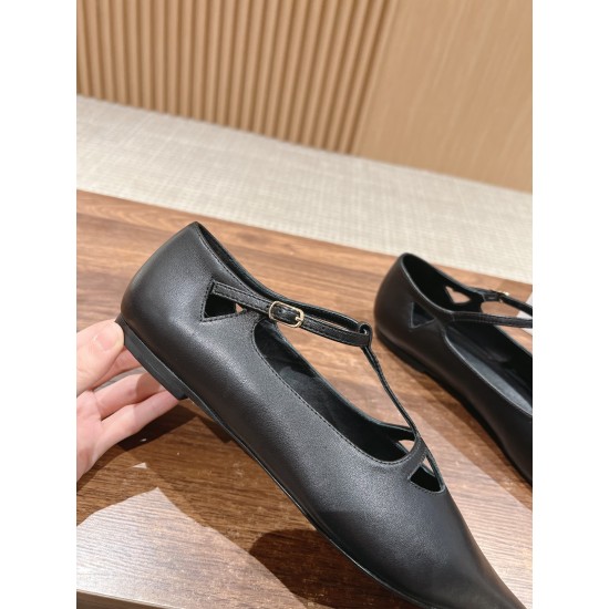 The row sandals
