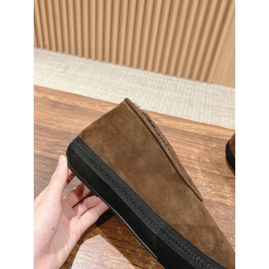The row boots