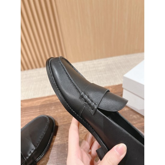 MM6 loafers