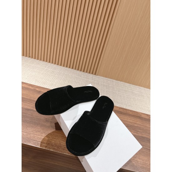 The row slippers