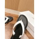 MM6 slippers