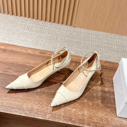 MM6 sandals