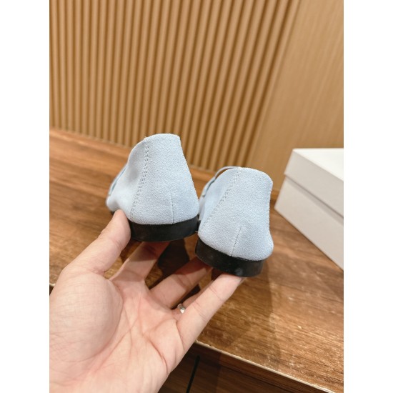 The row loafers The row loafers