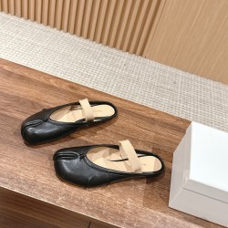 MM6 sneakers