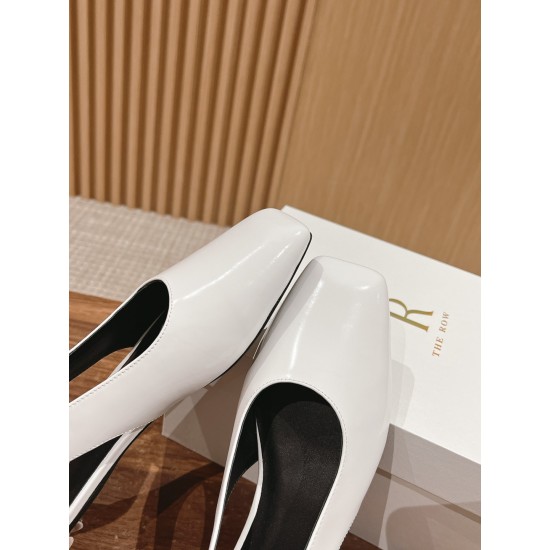 MM6 sandals