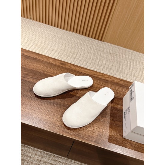 The row slippers