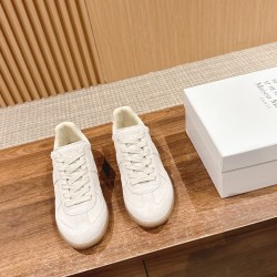 MM6 sandals