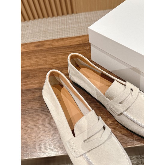 The row loafers The row loafers