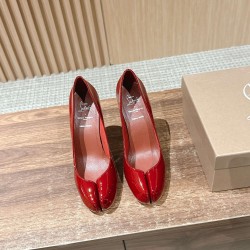 MM6 sandals