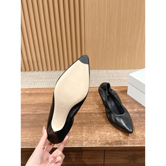 The row sandals