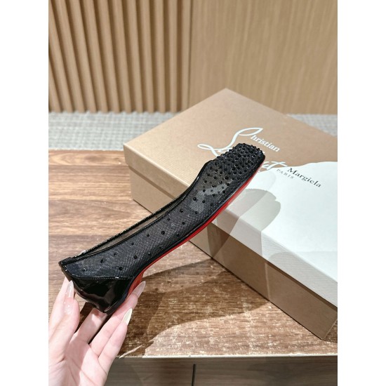 MM6 sandals