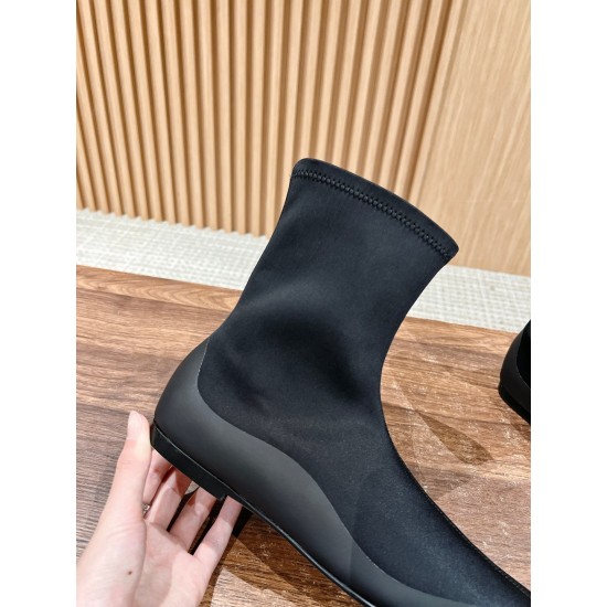 The row boots
