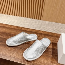 The row slippers