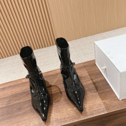 The row boots