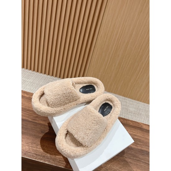 The row slippers