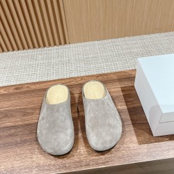 The row slippers