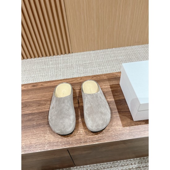 The row slippers