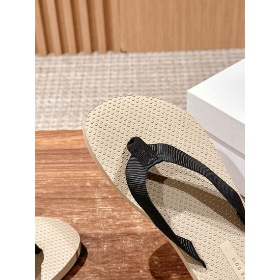 The row slippers