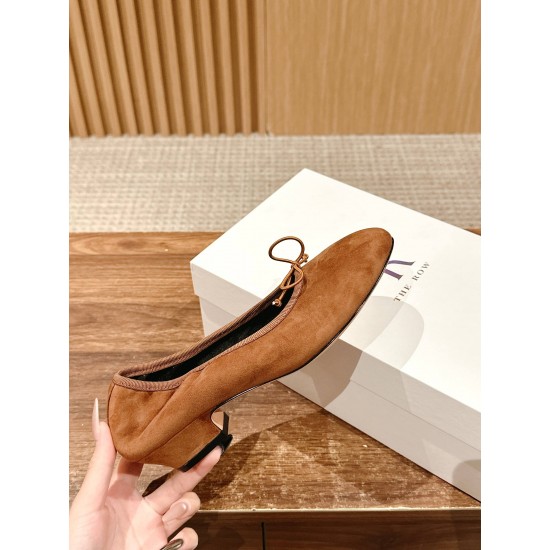 The row sandals