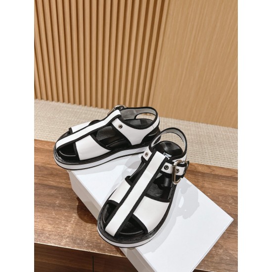 MM6 sandals
