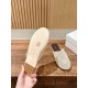 MM6 slippers