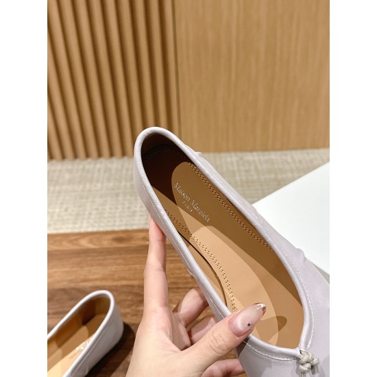 MM6 sneakers