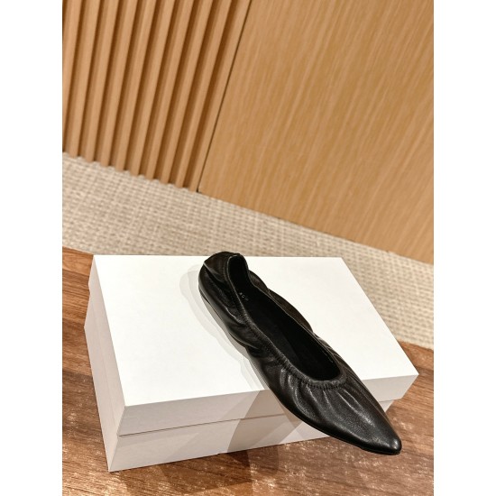 The row sandals