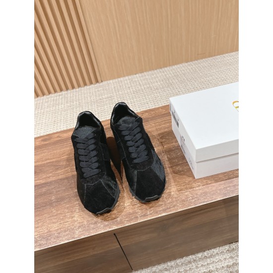 MM6 sneakers