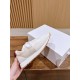 The row sneaker
