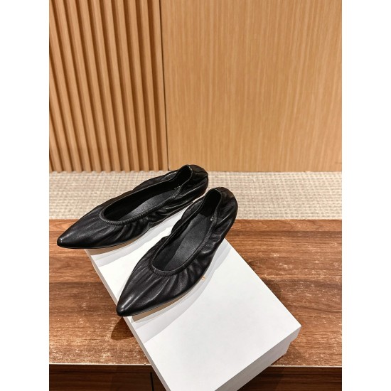 The row sandals