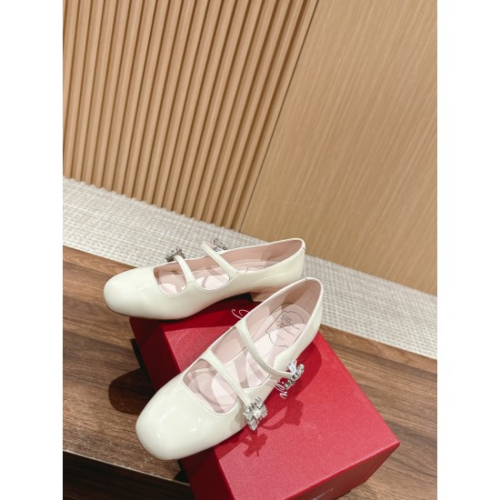 RV Mary Jane Shoes