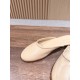 MM6 slippers