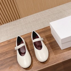 The row sandals