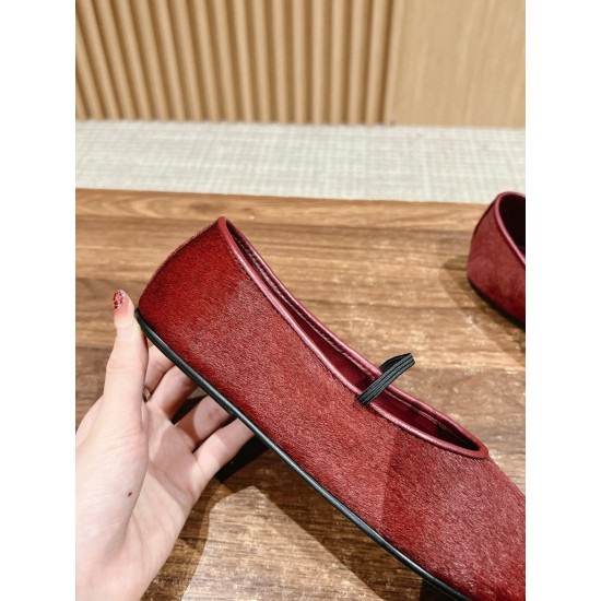 The row sandals