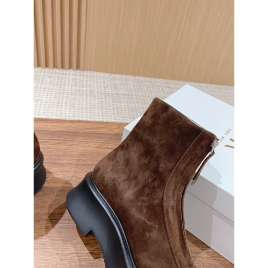 The row boots