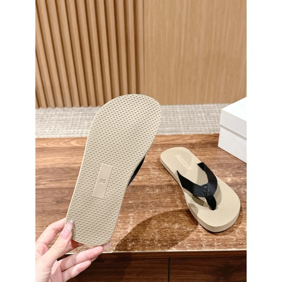 The row slippers