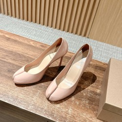 MM6 sandals