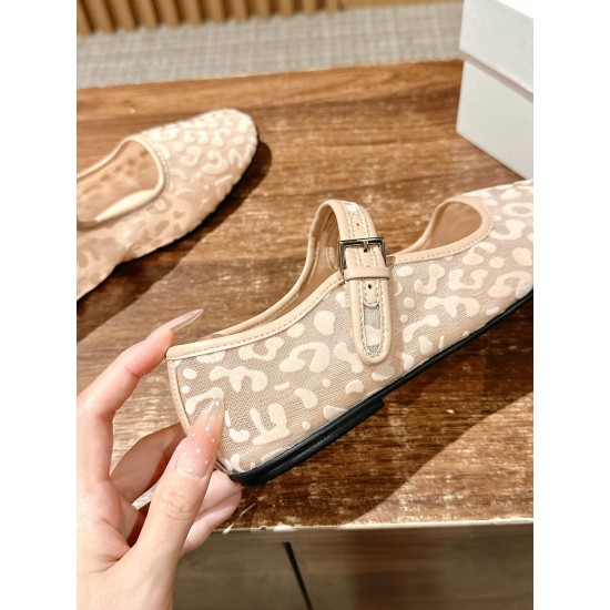 The row sandals