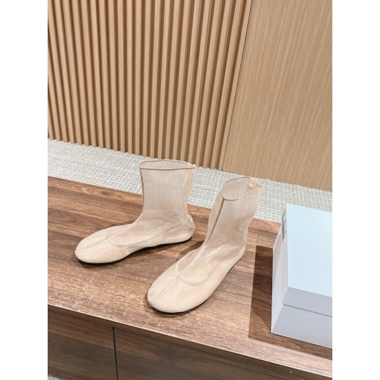 MM6 boots